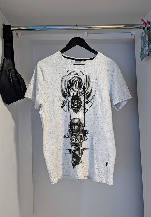T-shirt / Biały / Męski / M / Cropp / Kosmos
