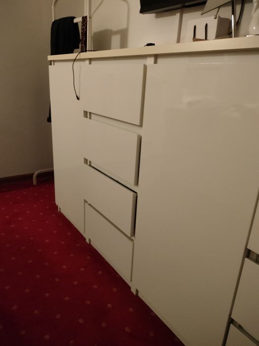 Półki białe połysk
