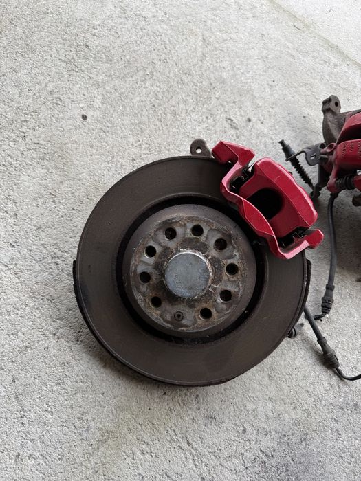 Travagens traseira seat leon 5F cupra 272MM