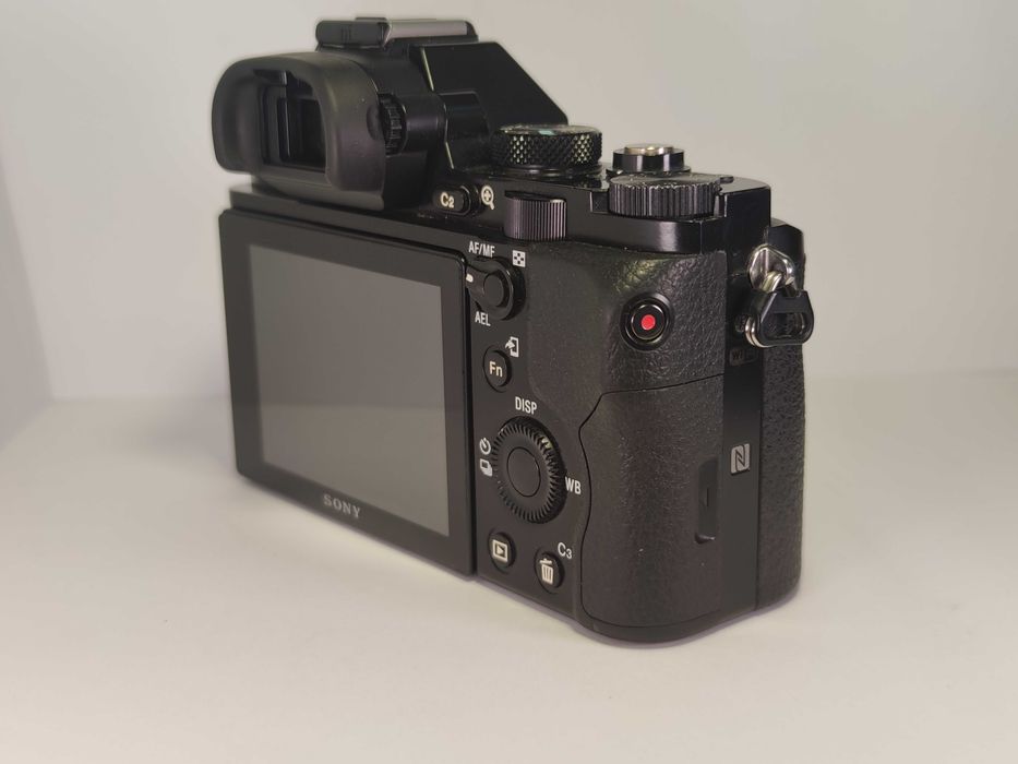Sony Alpha a7R+доп батарея пробіг 16750