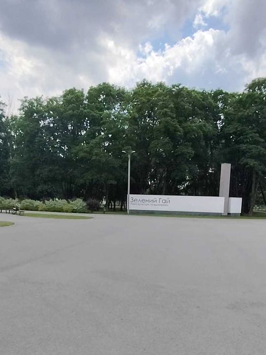 2-кімн. квартира, потребує ремонту, ХТЗ, просп. Олександрівський