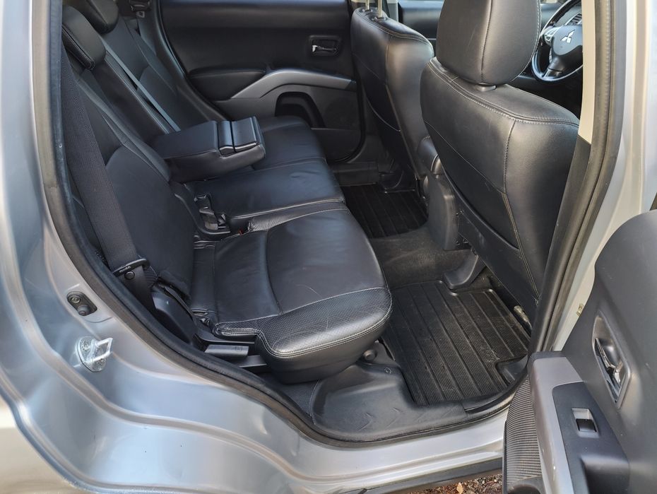 Mitsubishi Outlander XL 2.0D 4×4 7 місць 2007 рік для ЗСУ та