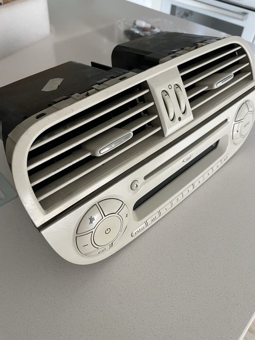 Auto Radio Original Fiat 500c + Grelhas Ventilação