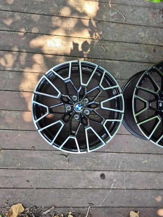 Диски на BMW R19 5x120 Різноширокі F30 F10 F01. Style 827М