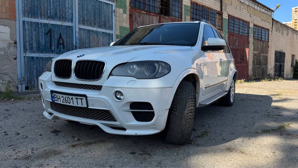 Продам Bmw x5 2011 m57