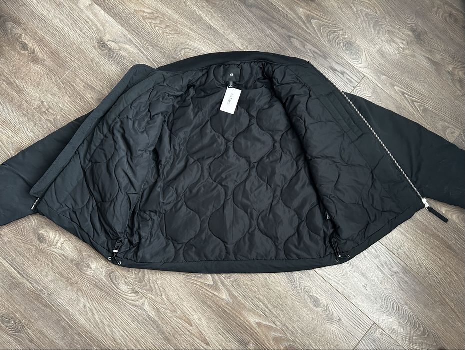 Продам куртку H&M