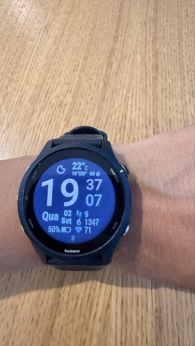 Garmin forerunner 255 music