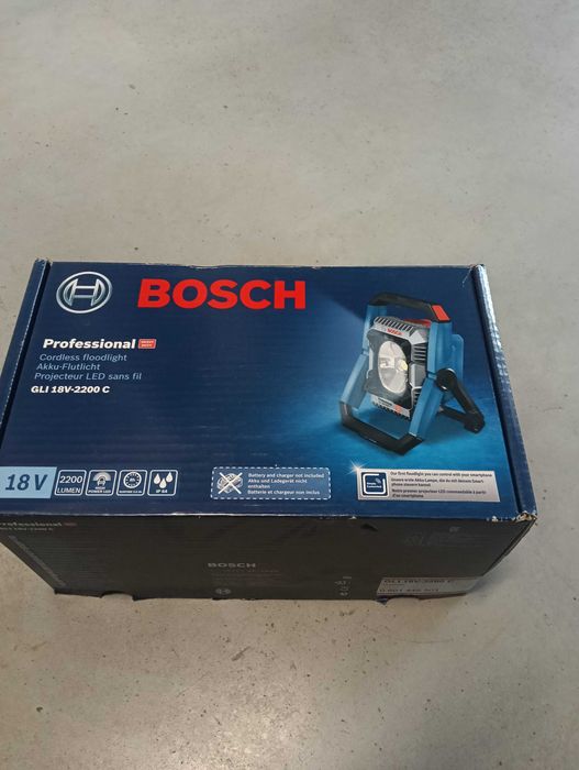 Lampa budowlana akumulatorowa BOSCH 18V-2200