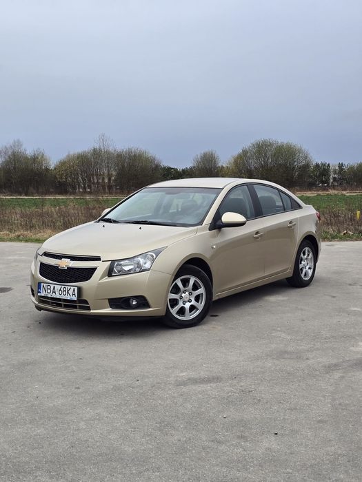 Sprzedam Chevrolet Cruze LS 2.0VCDI Diesel 2009 rok.