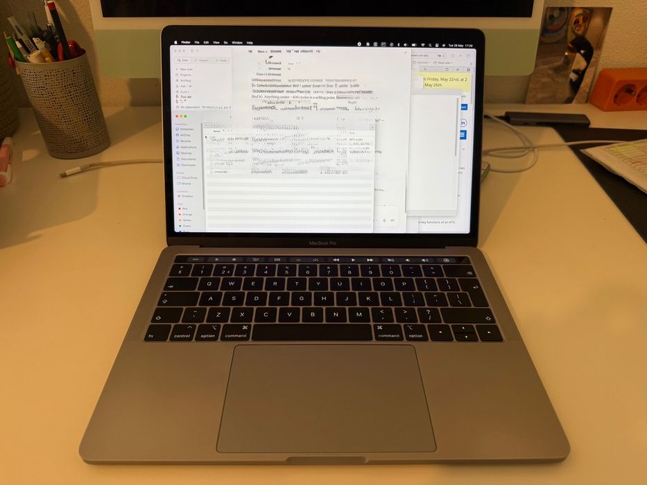 MacBook Pro 13" 2019 i7 16GB 512GB - 4 Thunderbolt