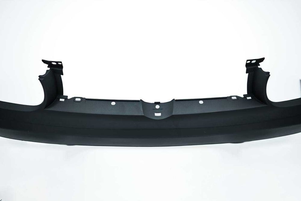 Zderzak przedni do Volkswagen Golf 4 (1997–2003) w stylu R32