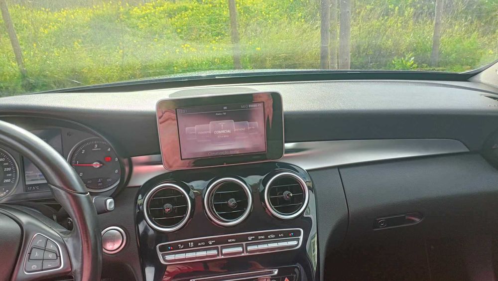 LCD carplay original Mercedes C200 w205