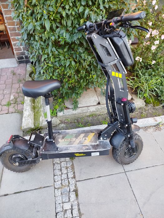 Bardzo duża hulajnoga  8 tys Wat 100km/h