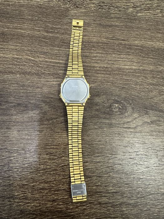 Часы CASIO A168