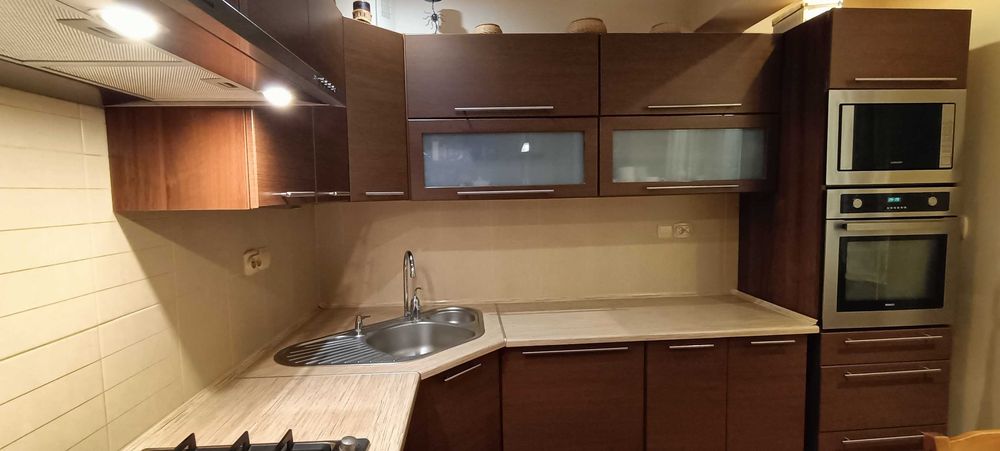 Zestaw mebli kuchennych z agd