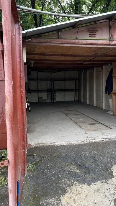 Продам металевий гараж. Торг!