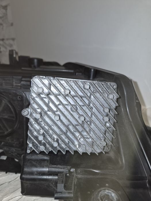 Reflektor Lampa przód prawa Audi A6 C8 LED (4K0941034)