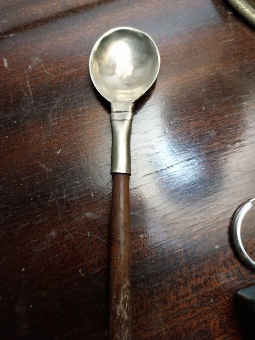 Colher de liga metalica tipo casquinha Argentina.