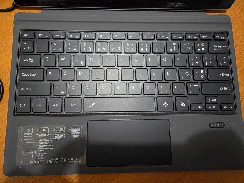 Microsoft Surface Pro 5 i5 | Touch | SSD | Leve e Versátil