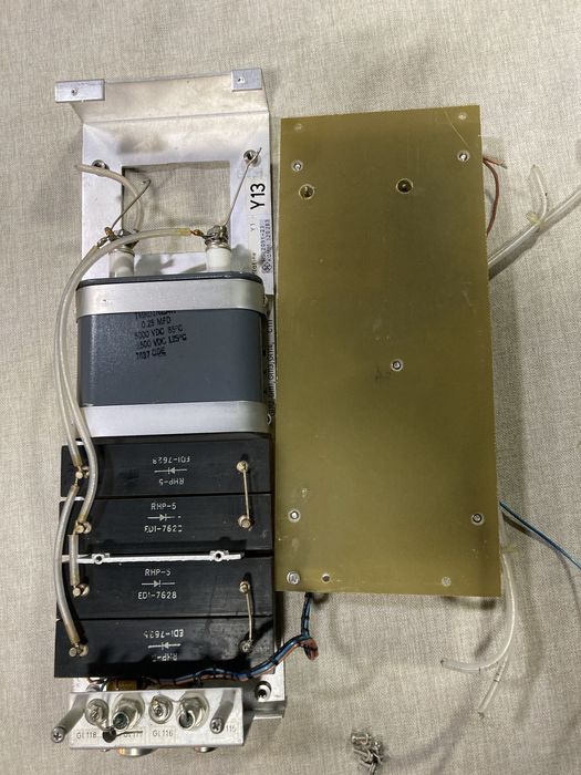 Rohde & Schwarz HS 2091-23 Y13   Element wzmacniacza RF 1kW