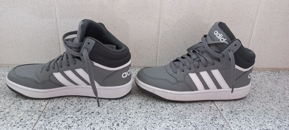 Tennis Adidas originais