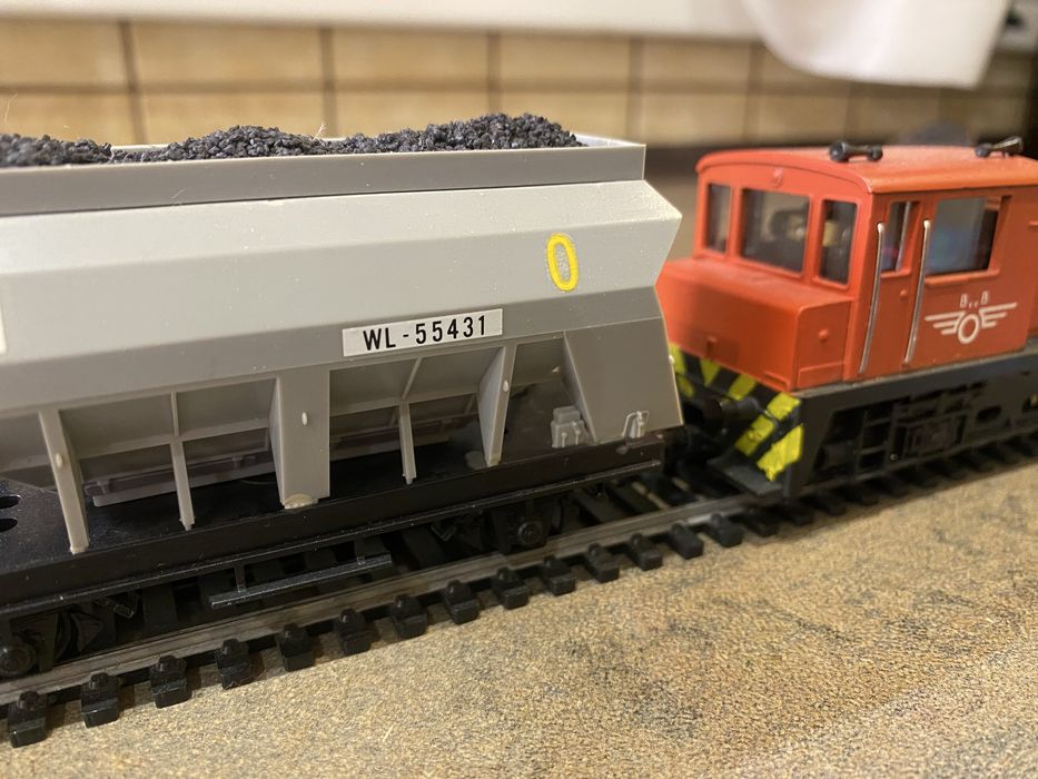 Модели вагонов  и тепловозов ж д  Liliput  HO. 1/87. Roco Piko