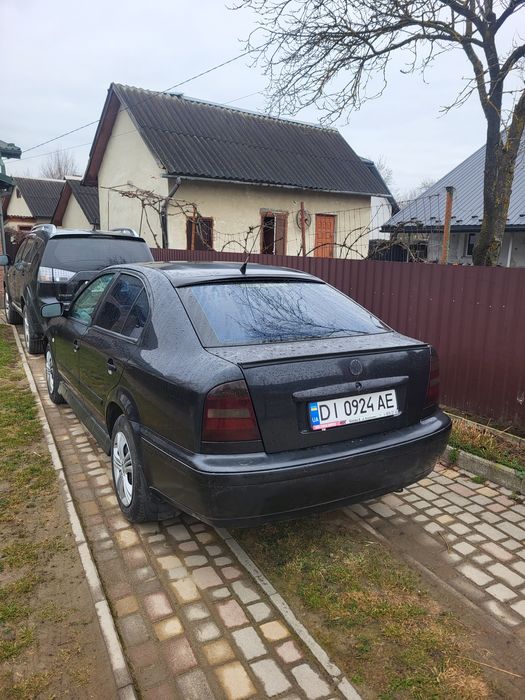Skoda Octavia tour 1.6 МРІ