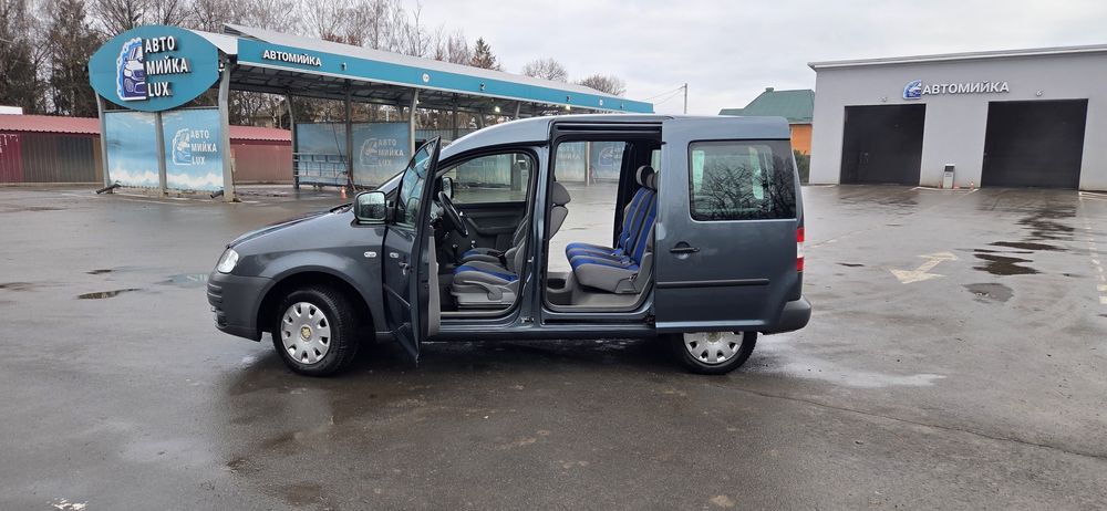 Volkswagen Caddy 2005 1.4 бензин