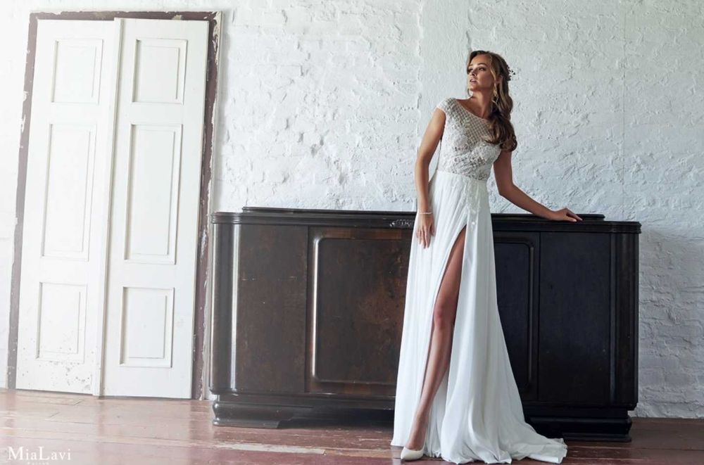 Suknia ślubna MiaLavi 1821, dla wysokich Panien młodych