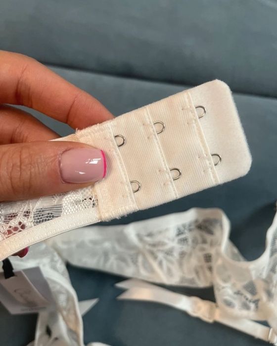 Pas do pończoch i komplet Change