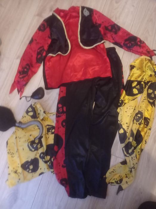 Strój pirata i wampira