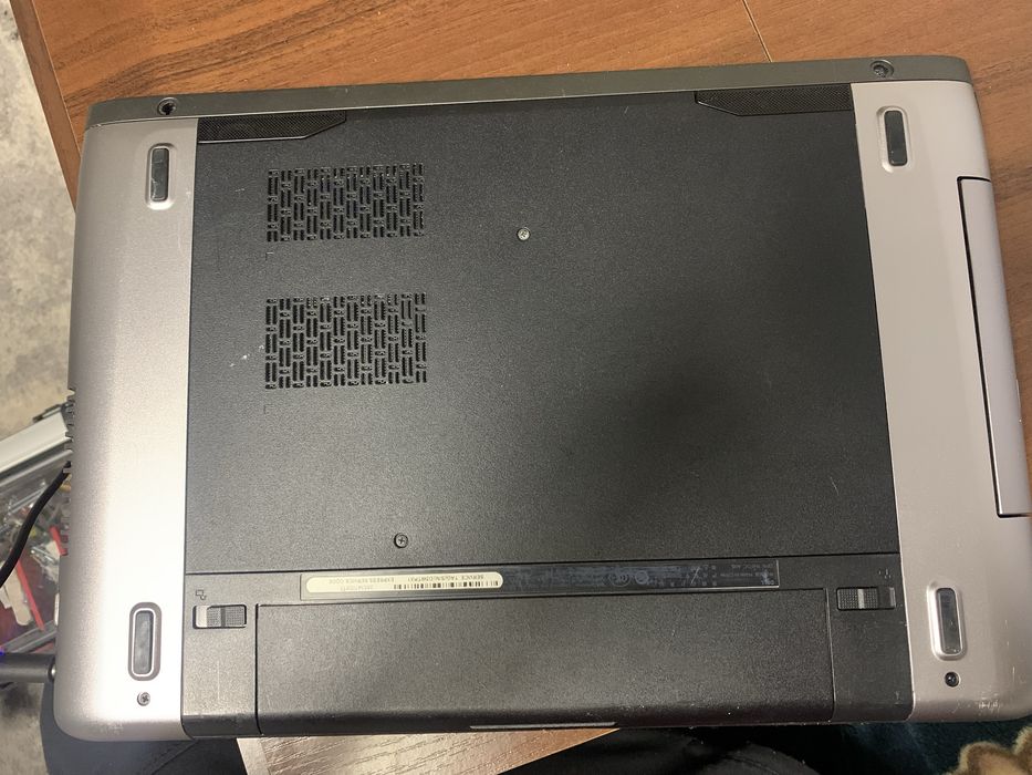 ноутбук Dell vostro 3560 i7 8gb ssd