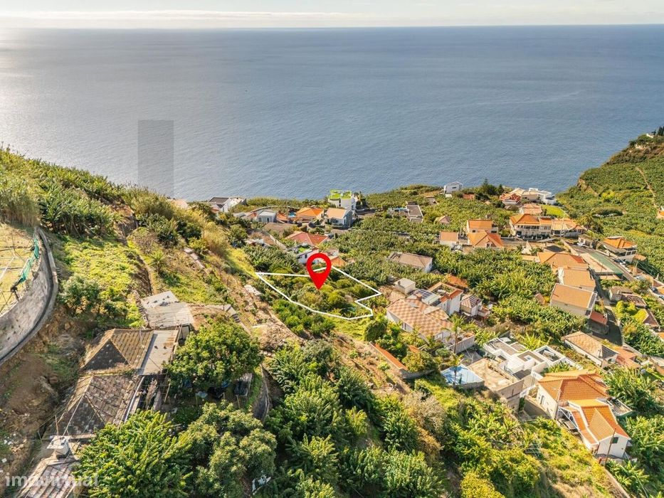 Terreno para construção - com 790m2 na Ponta do Sol
