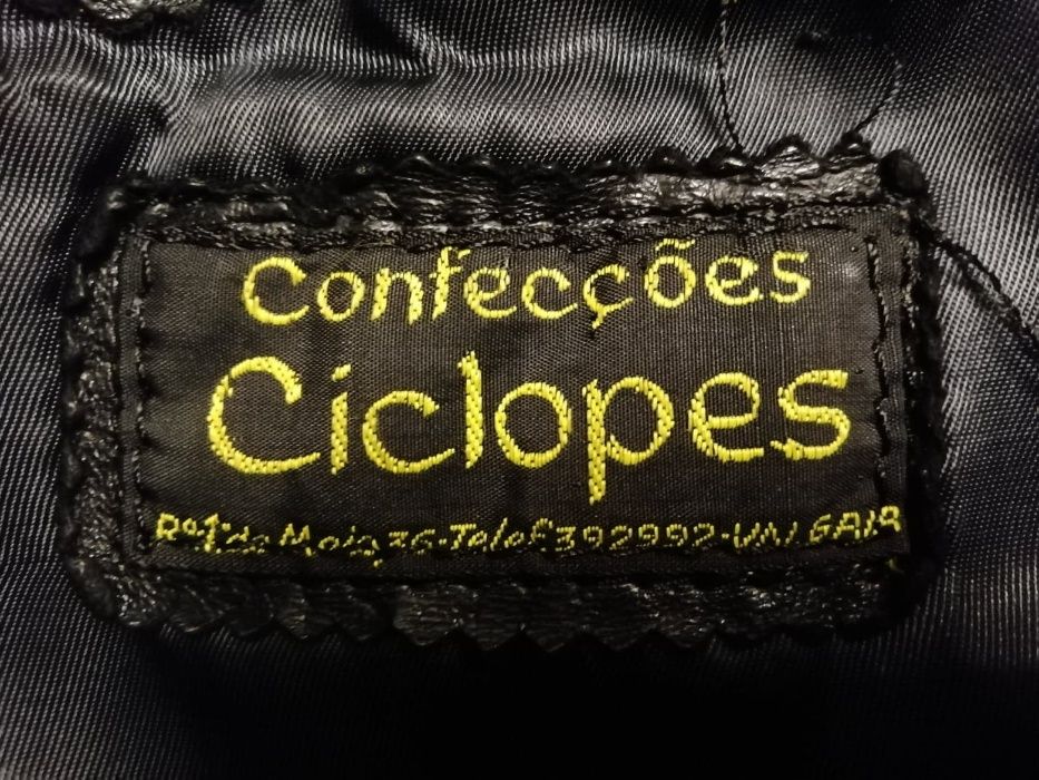 Casaco Preto de Couro