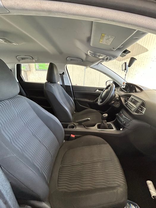 Peugeot 308 sw 133 mil km reais
