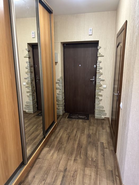 Продам красиву і дуже зручну двокімнатну квартиру в центрі Рівного