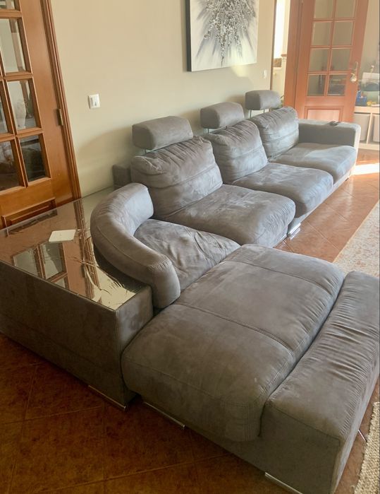 Sofá Modular LA SÉNIA com sistema de som e ligacao IPhone