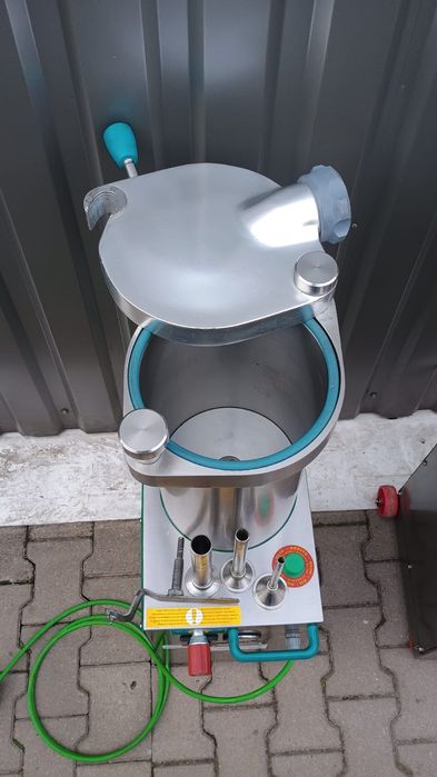 Nadziewarka do farszu Talsa h 15l.