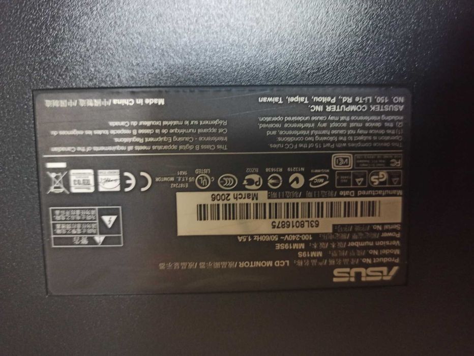 Monitor asus  19"