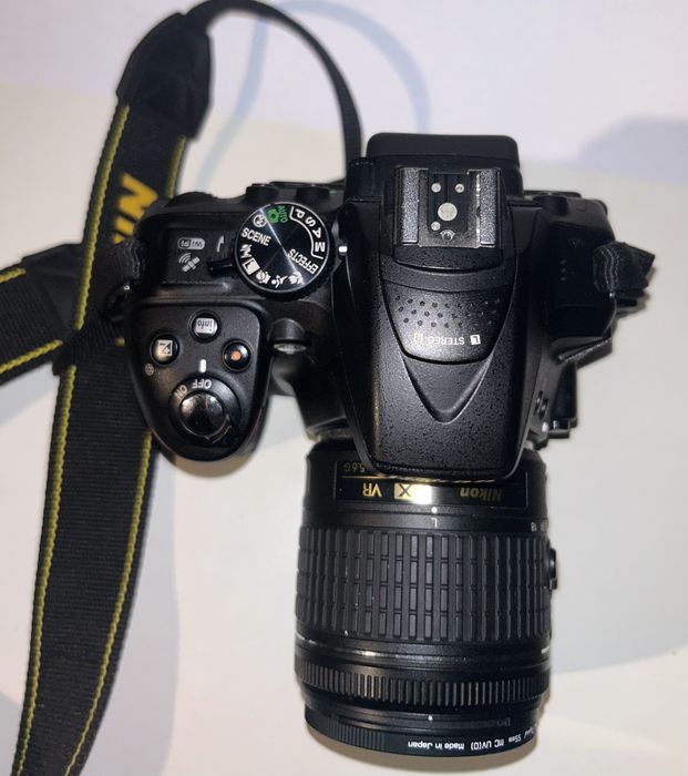 Câmera DSLR NIKON D5300 com lente 18-55 mm (com mau estado e microfone RODE)64284353825793124