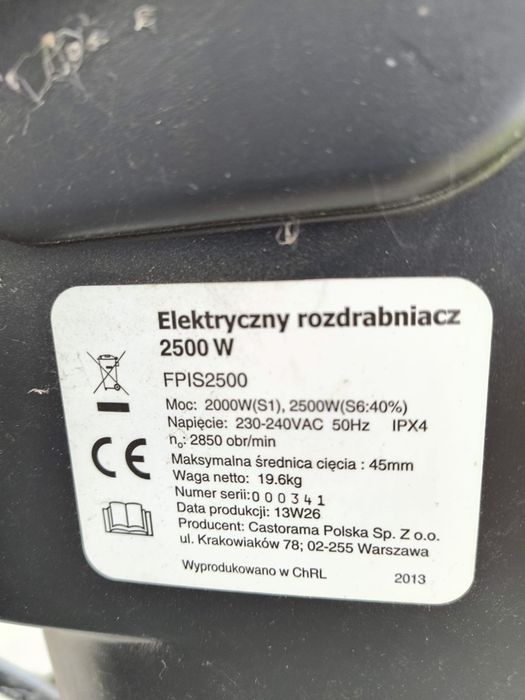 Elektryczna rębarka do gałęzi