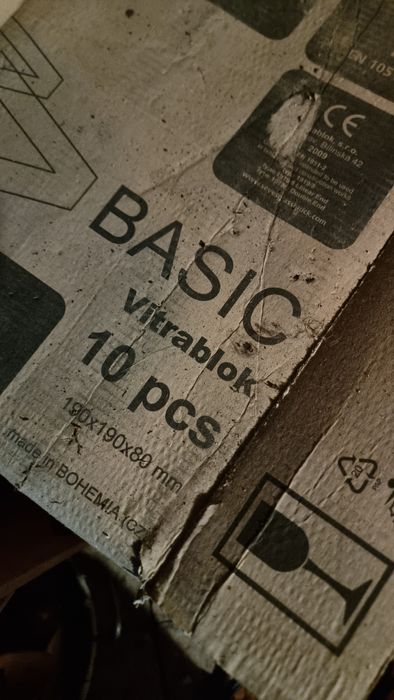 Pustak szklany luksfer 19*19*8 Vitrablock