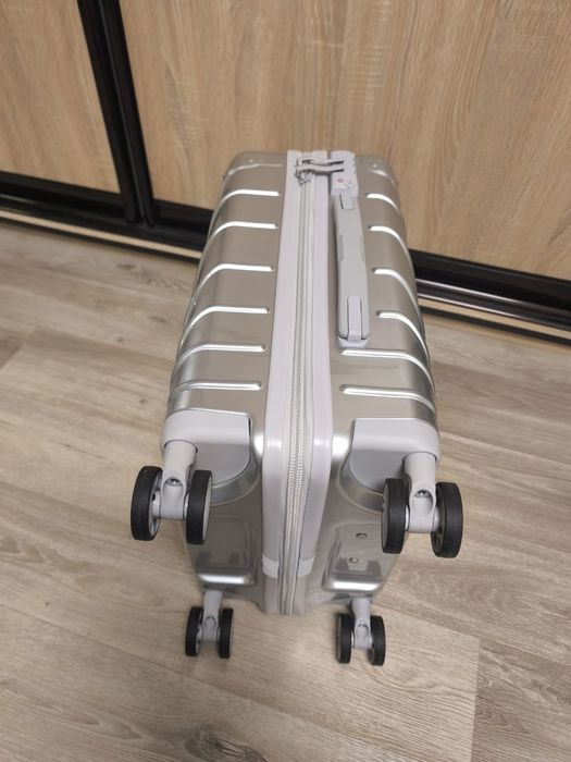 Валіза на колесах для подорожей малого розміру,валіза дорожня,ручна по