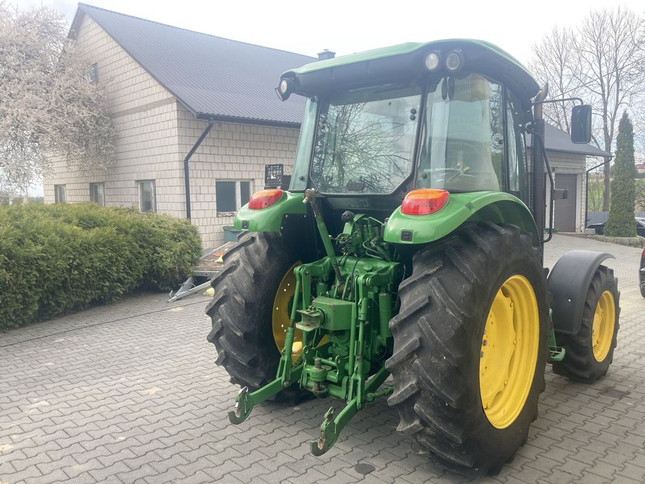 John Deere 5720. Power. Quad