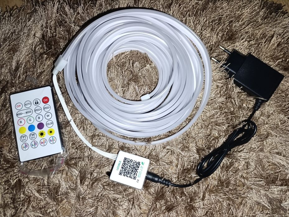 Неонова RGB стрічка 6м з Bluetooth та пультом керування