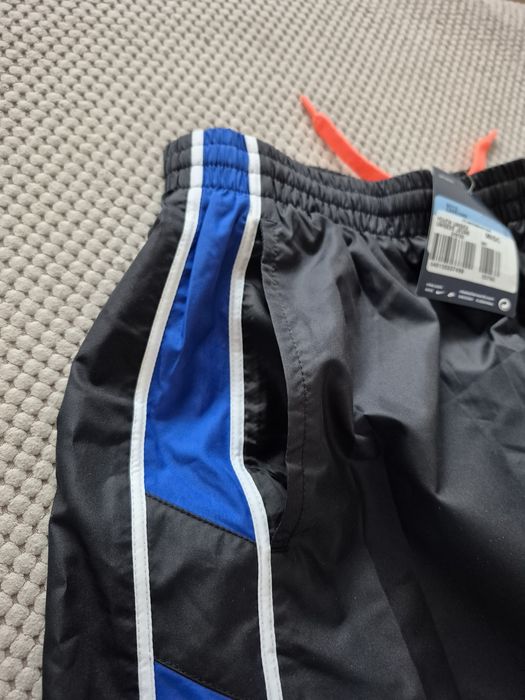 Nowe Spodnie Nike sportowe ortalionowe 137-147 M 10-12 YRS