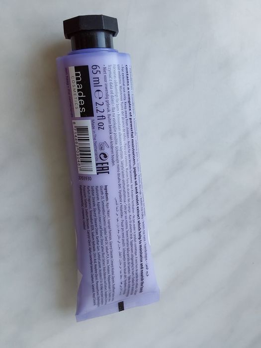 Krem do rąk nawilżający i odżywczy  Tones  Nowy