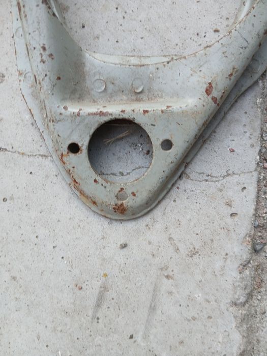 Ричаг передній підвіски ваз. 2101  2107