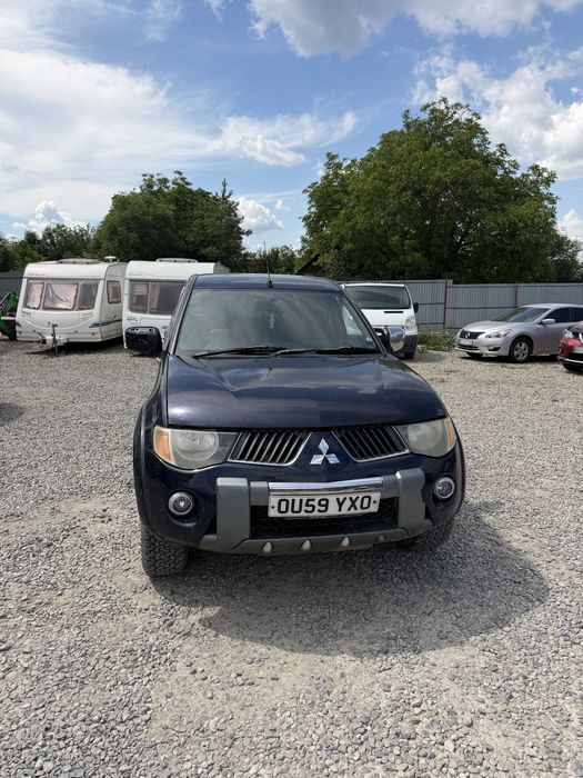 Mitsubishi L200 pick up Л200 пікап