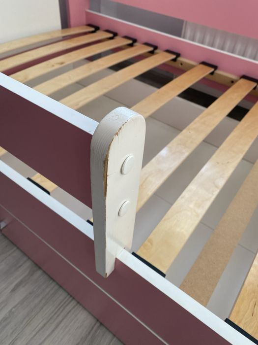 Łózko dziewczece dla dziewczynki z szuflada